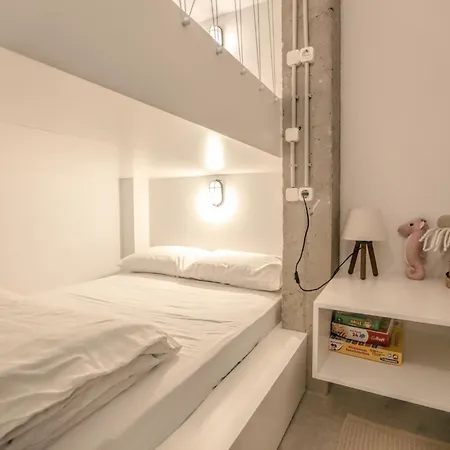 Convent-βand αpartment * Καλαμπάκα