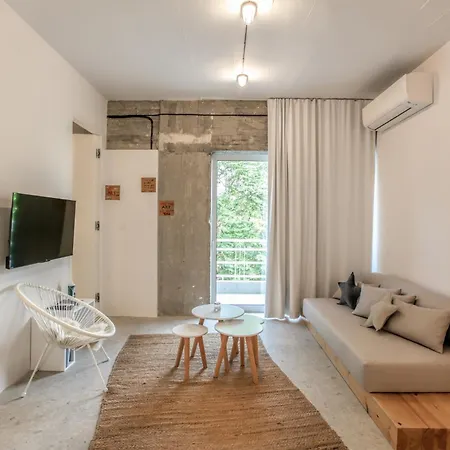 Convent-βand αpartment *